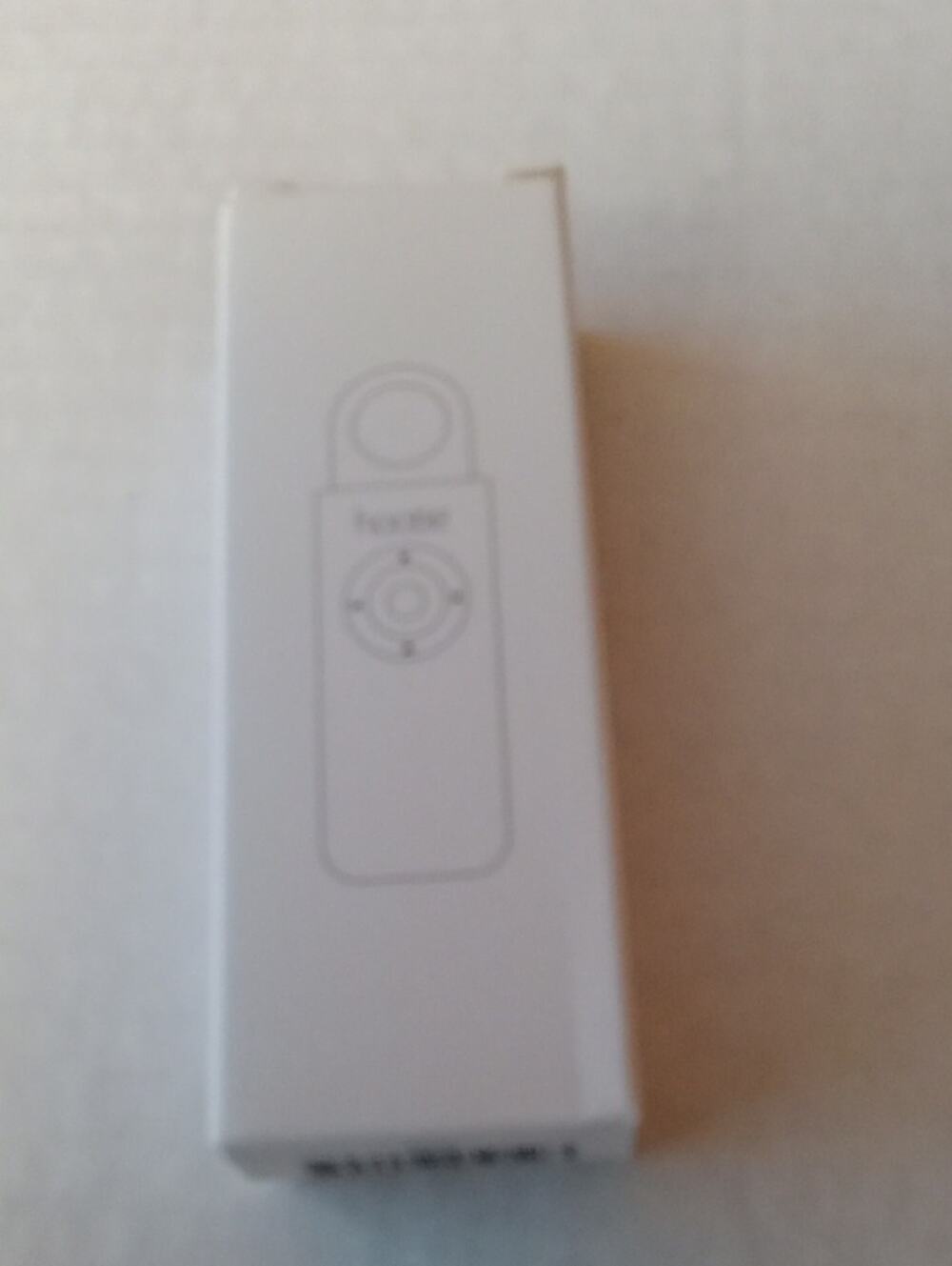 NIB Hootie Personal Safety Alarm for Women, Men, & Kids - Keychain Alarm- WHITE